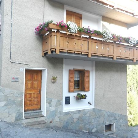 Casa Elda Apartment Isolaccia Exterior photo
